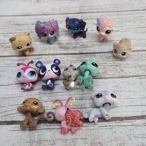 Lot of 12 Littlest Pet Shop LPS Animal Figures